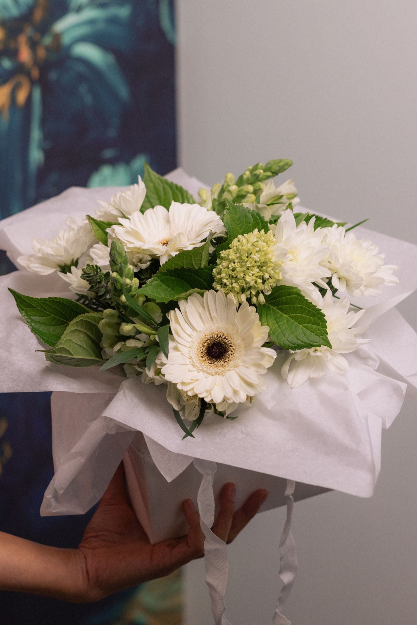 Serenity White & Green Flower Bag