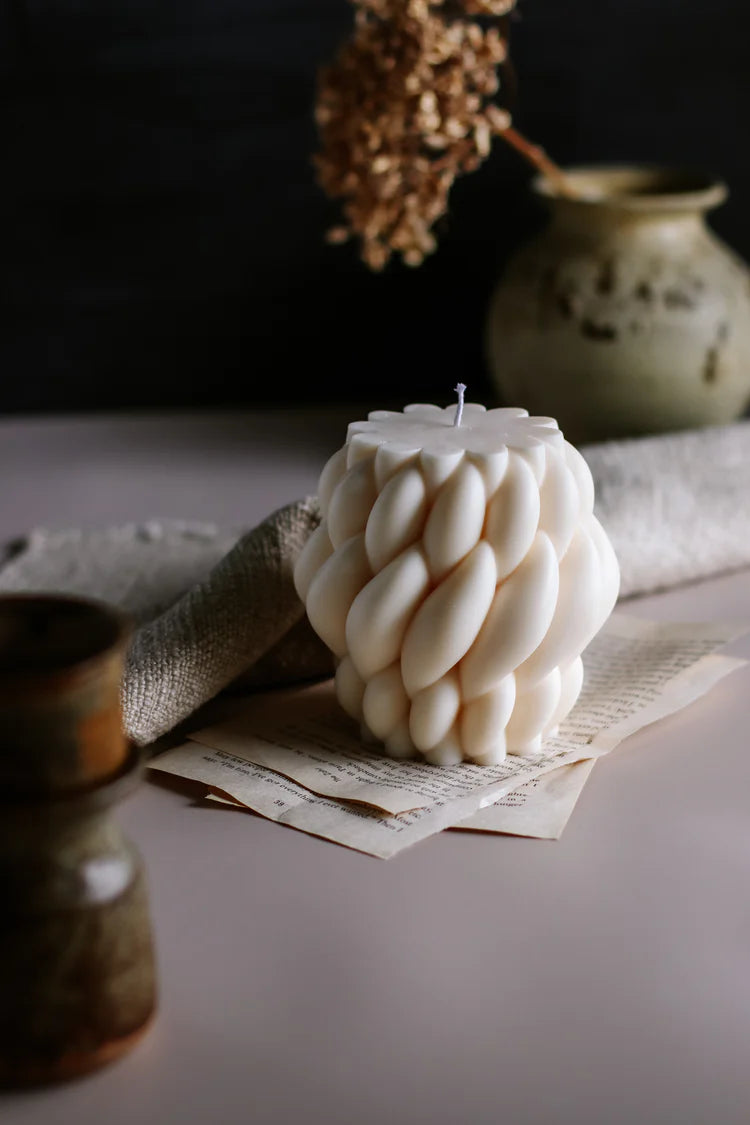Entanglement Candle - Black Orchid