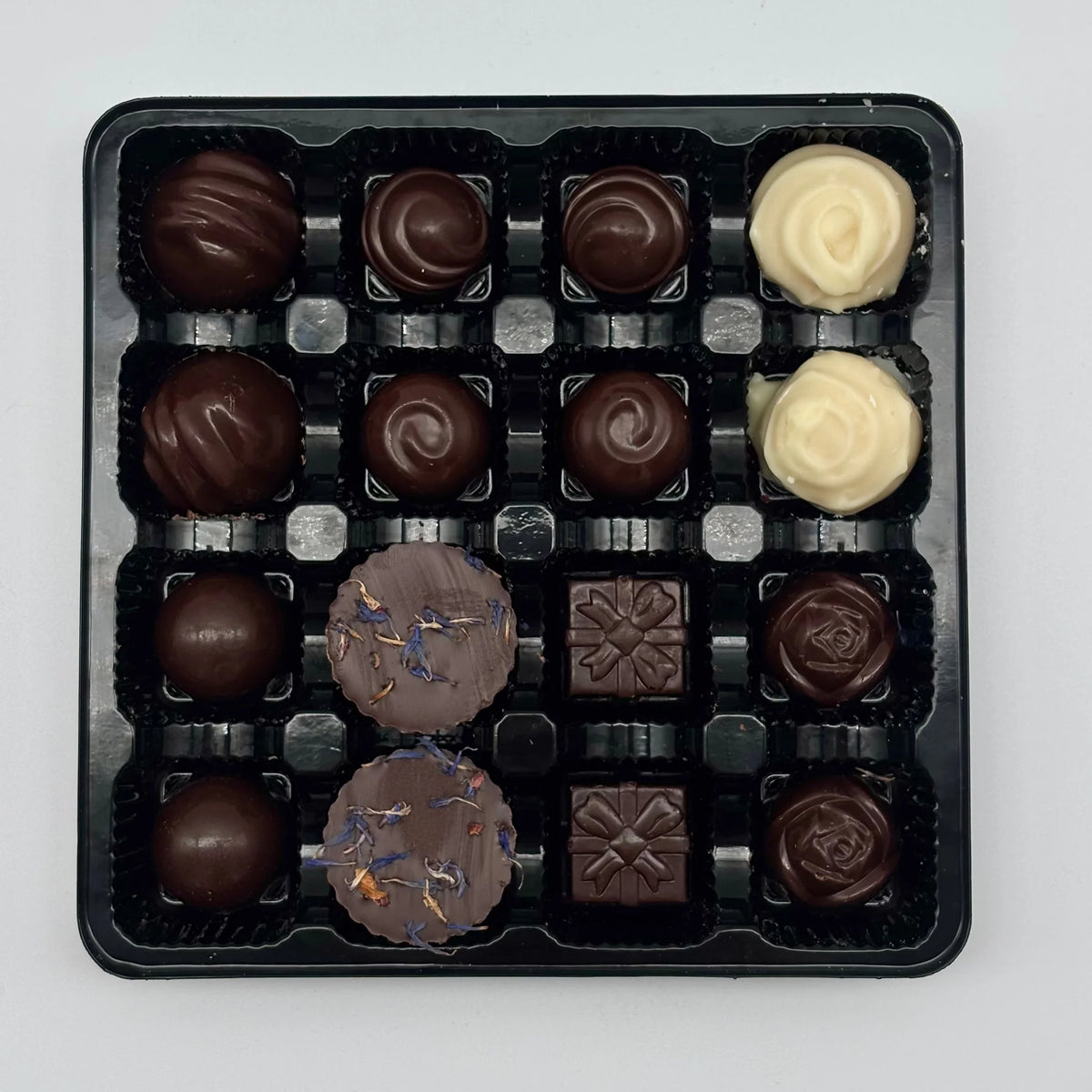 Floral 16 Piece Chocolate Box