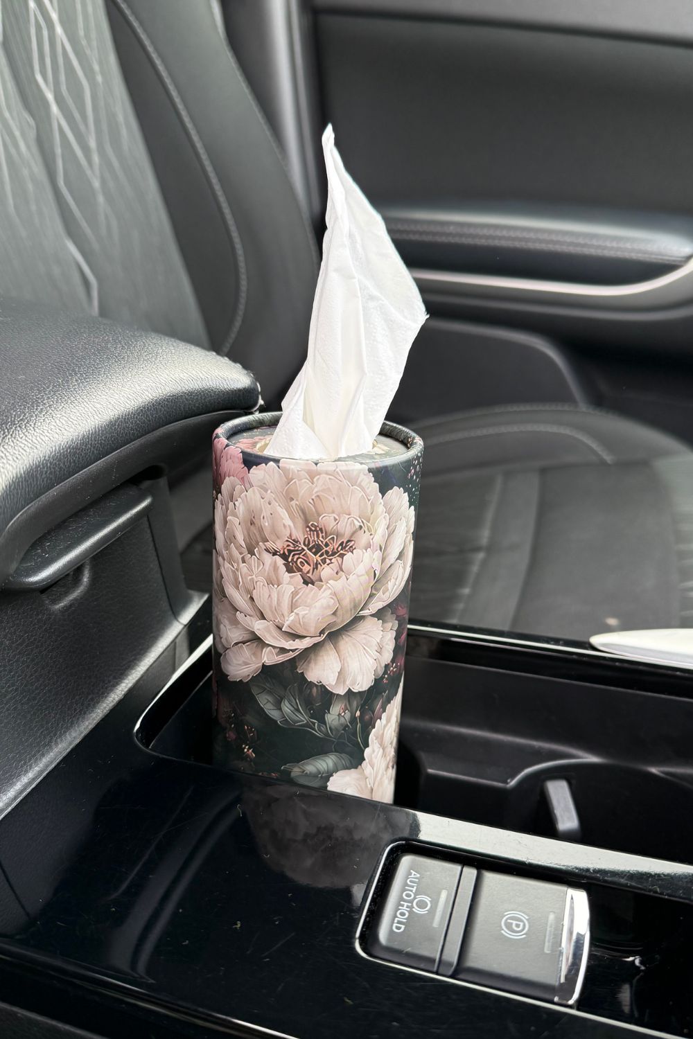 Close up of the Berries on Show floral tissue cylinder with a tissue drawn from the top