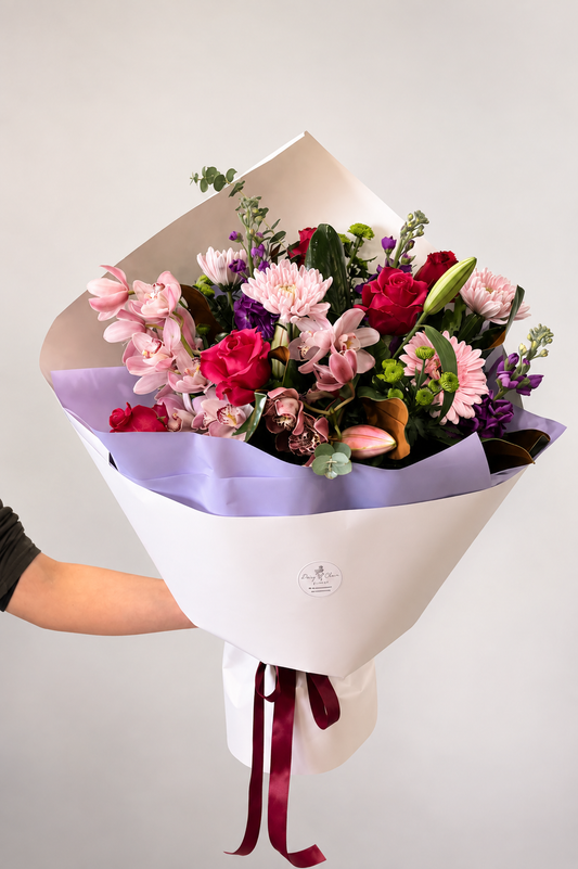 Luxury seasonal flower bouquet handcrafted by Daisy Chain Florist in Napier